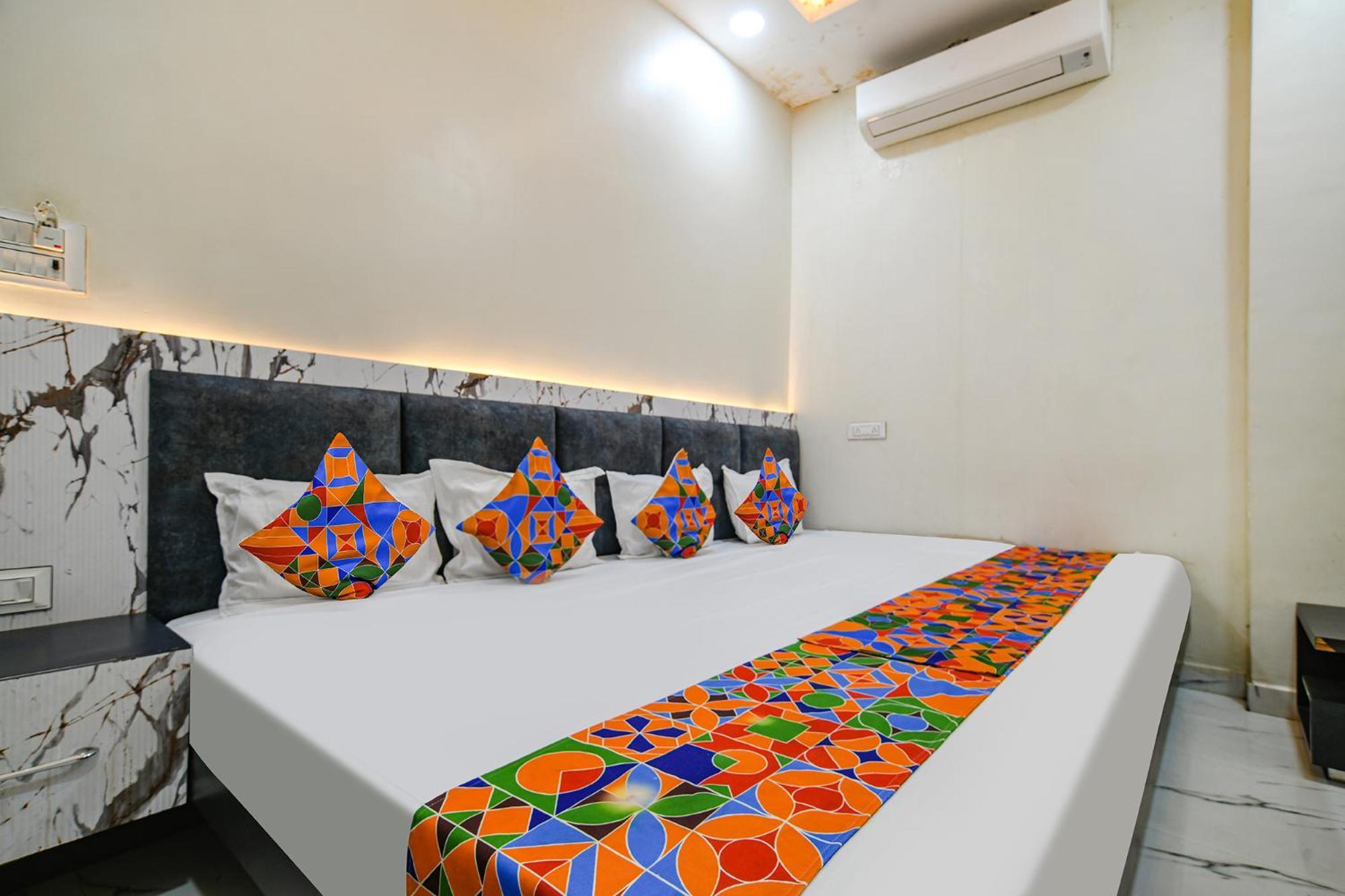 Hotel Fabexpress Orbit Ujjain Exterior foto